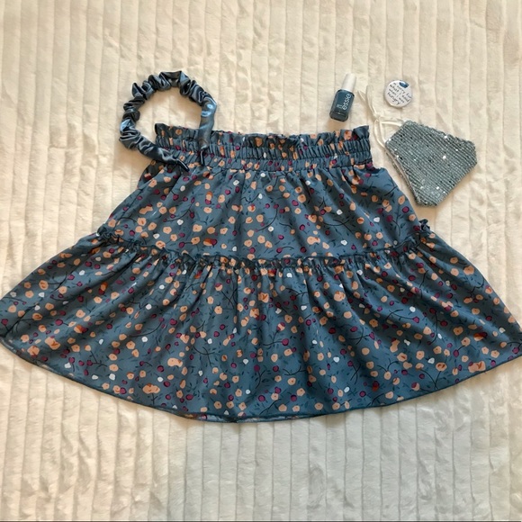 NWOT SMALL BLUE FLORAL MINI SKIRT - Picture 2 of 11